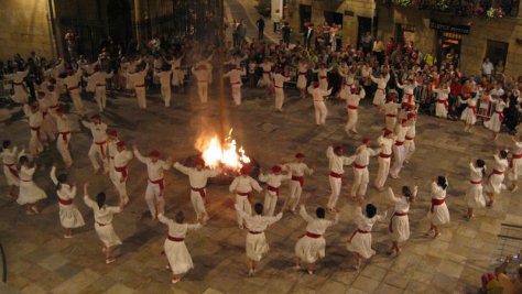 Igandean, hilak 23, San Joan sua piztuko du Lezok