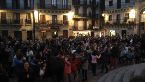 Kantu Saioa para celebrar el Día del Euskera